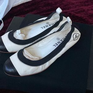 Chanel toe ballet flats